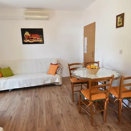 Vesna Apartment *