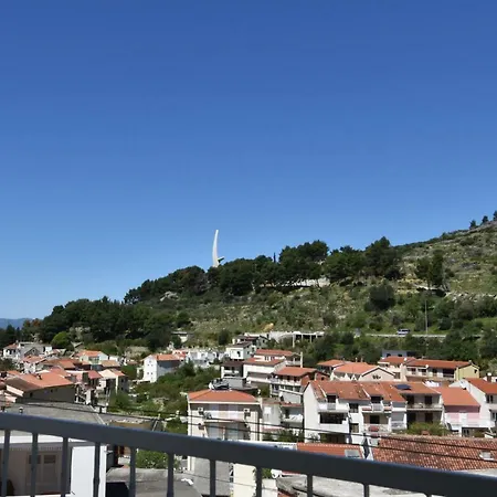 Vesna * Podgora (Split-Dalmatia)