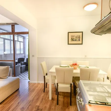 Vesna Apartment Podgora